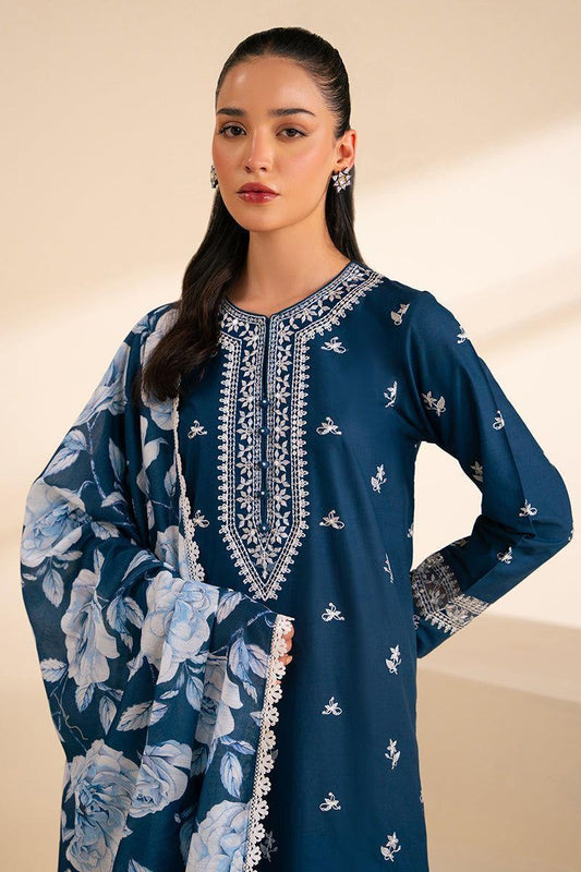 3 Pcs Lawn Women's Unstitched Embroidered Suit